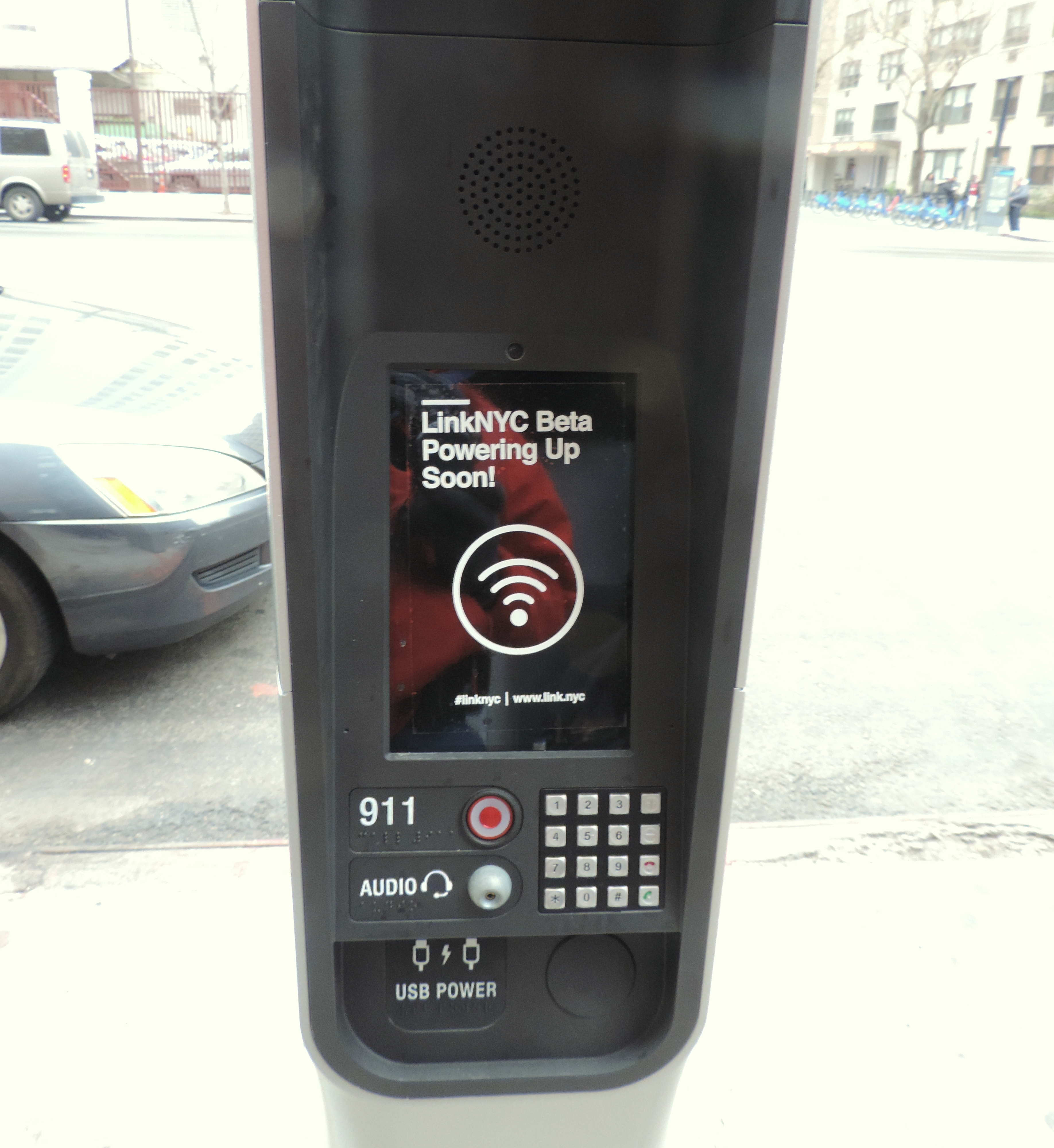 Looking northwest at 3rd Avenue LinkNYC keyboard